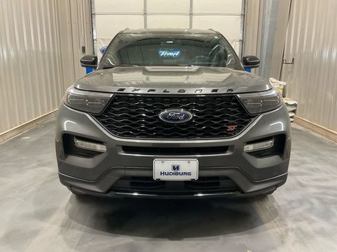 Used 2020 Ford Explorer ST w/ Premium Technology Package image 2
