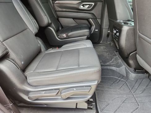 Used 2023 Chevrolet Tahoe LT w/ LT Signature Plus Package RWD image 28