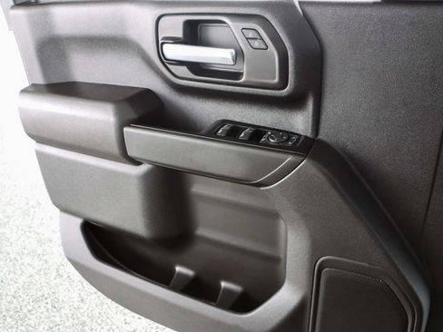 Used 2025 Chevrolet Silverado 2500 W/T w/ WT/CX Safety Package image 21