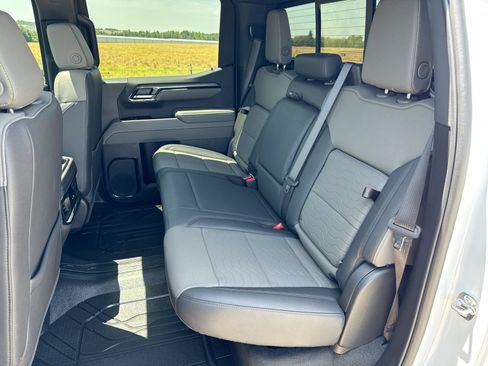 Used 2026 Chevrolet Silverado 1500 ZR2 AWD/4WD image 24