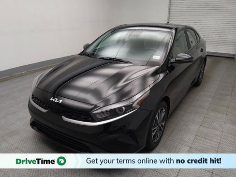Used 2023 Kia Forte LXS w/ LXS Technology Package FWD image 1