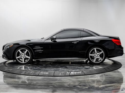 Used 2017 Mercedes-Benz SL 550 image 6