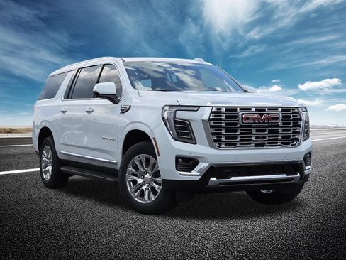 New 2026 GMC Yukon XL Denali w/ LPO, Floor Liner Package AWD/4WD image 2