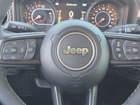 New 2026 Jeep Gladiator Mojave w/ Steel Bumper Group image 20