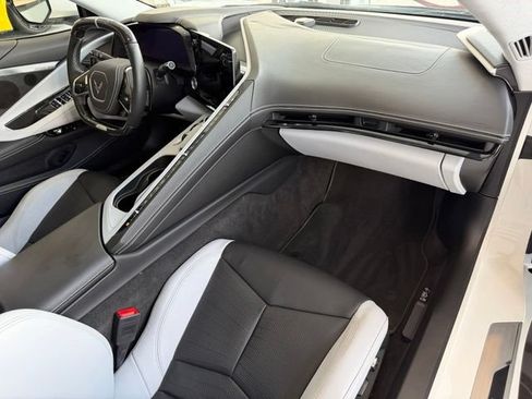 Used 2025 Chevrolet Corvette ZR1 w/ ZR1 Carbon Fiber Aero Package RWD image 23
