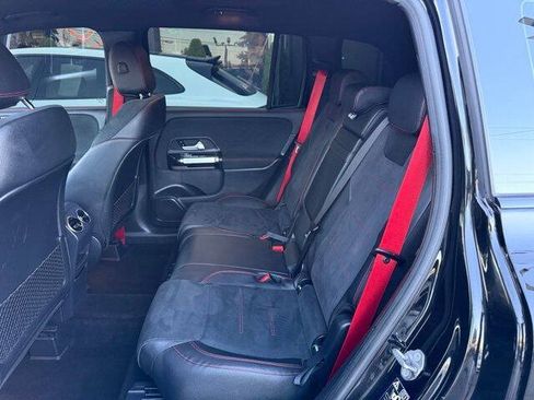 Used 2021 Mercedes-Benz GLB 35 AMG 4MATIC image 23