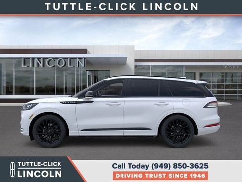 New 2026 Lincoln Aviator Reserve w/ Luxury Package image 3