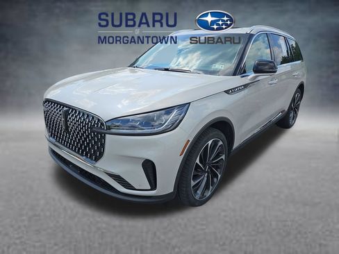 Used 2025 Lincoln Aviator Reserve w/ Illumination Package AWD/4WD image 1