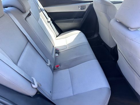 Used 2016 Toyota Corolla LE FWD image 8