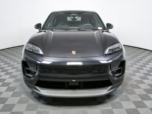 Certified 2025 Porsche Macan Electric image 36