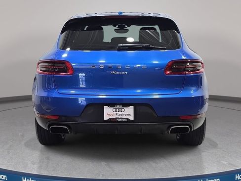 Used 2017 Porsche Macan AWD/4WD image 7
