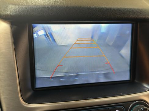 Used 2017 GMC Yukon XL Denali w/ Open Road Package image 34