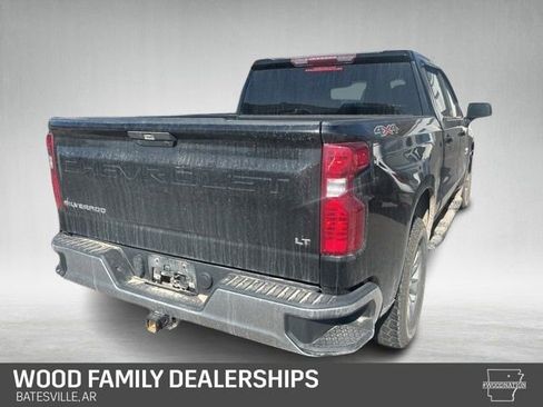 Used 2020 Chevrolet Silverado 1500 LT w/ Texas Edition image 2
