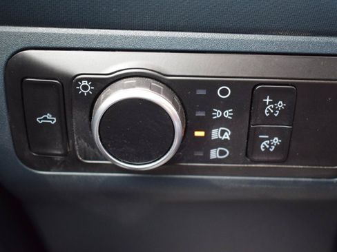 Used 2025 Ford Maverick XLT w/ Equipment Group 302A AWD/4WD image 22