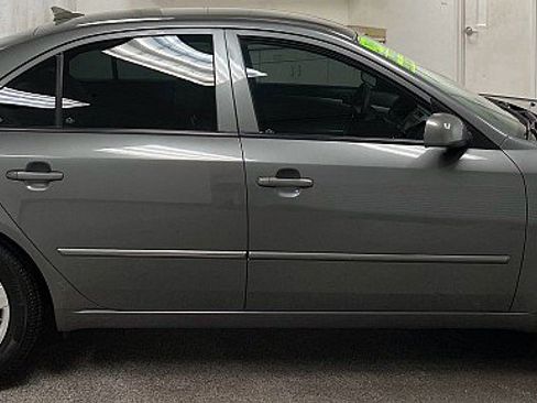 Used 2009 Hyundai Sonata GLS image 4