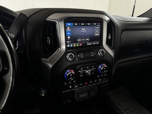 Used 2021 GMC Sierra 2500 SLT w/ SLT Premium Package image 30