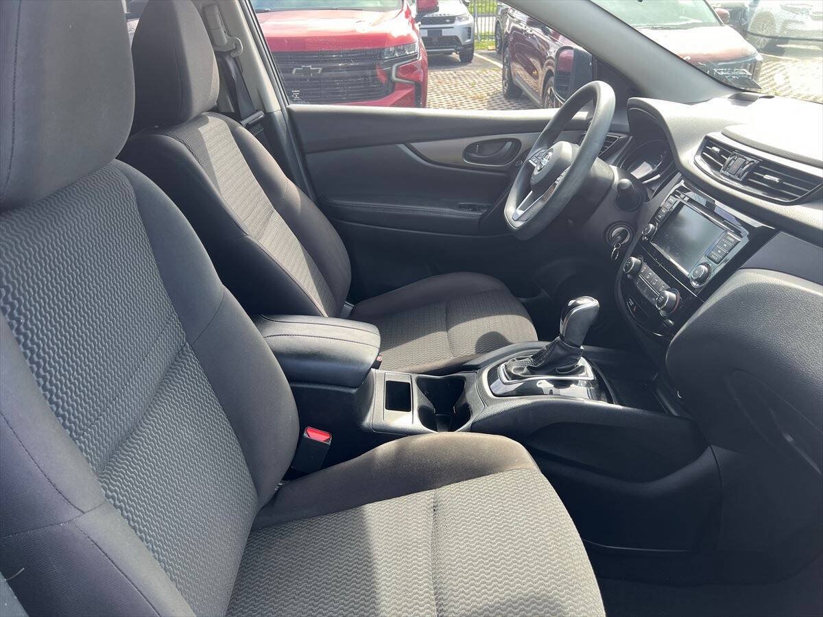 Used 2022 Nissan Rogue Sport S FWD image 8