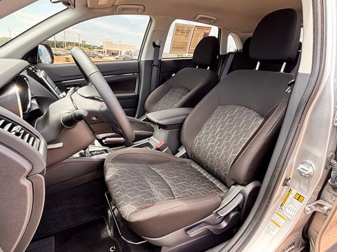 Used 2026 Mitsubishi Outlander Sport AWD image 24