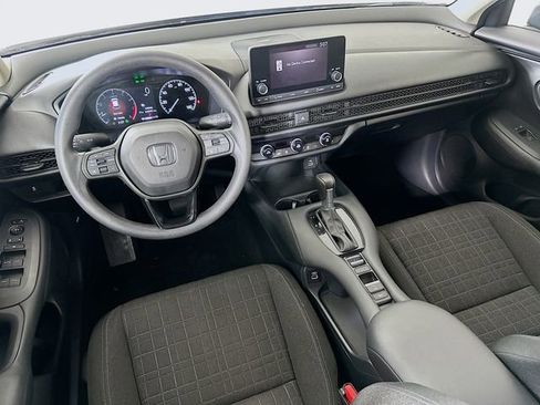 Used 2023 Honda HR-V LX image 27