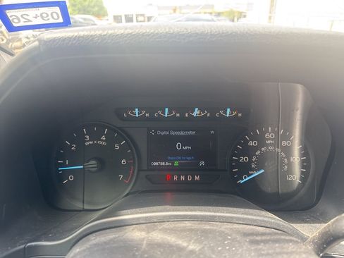 Used 2018 Ford F150 XL w/ Equipment Group 101A Mid image 10