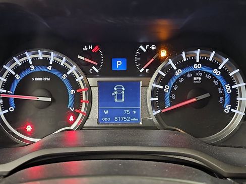 Used 2019 Toyota 4Runner SR5 Premium AWD/4WD image 21