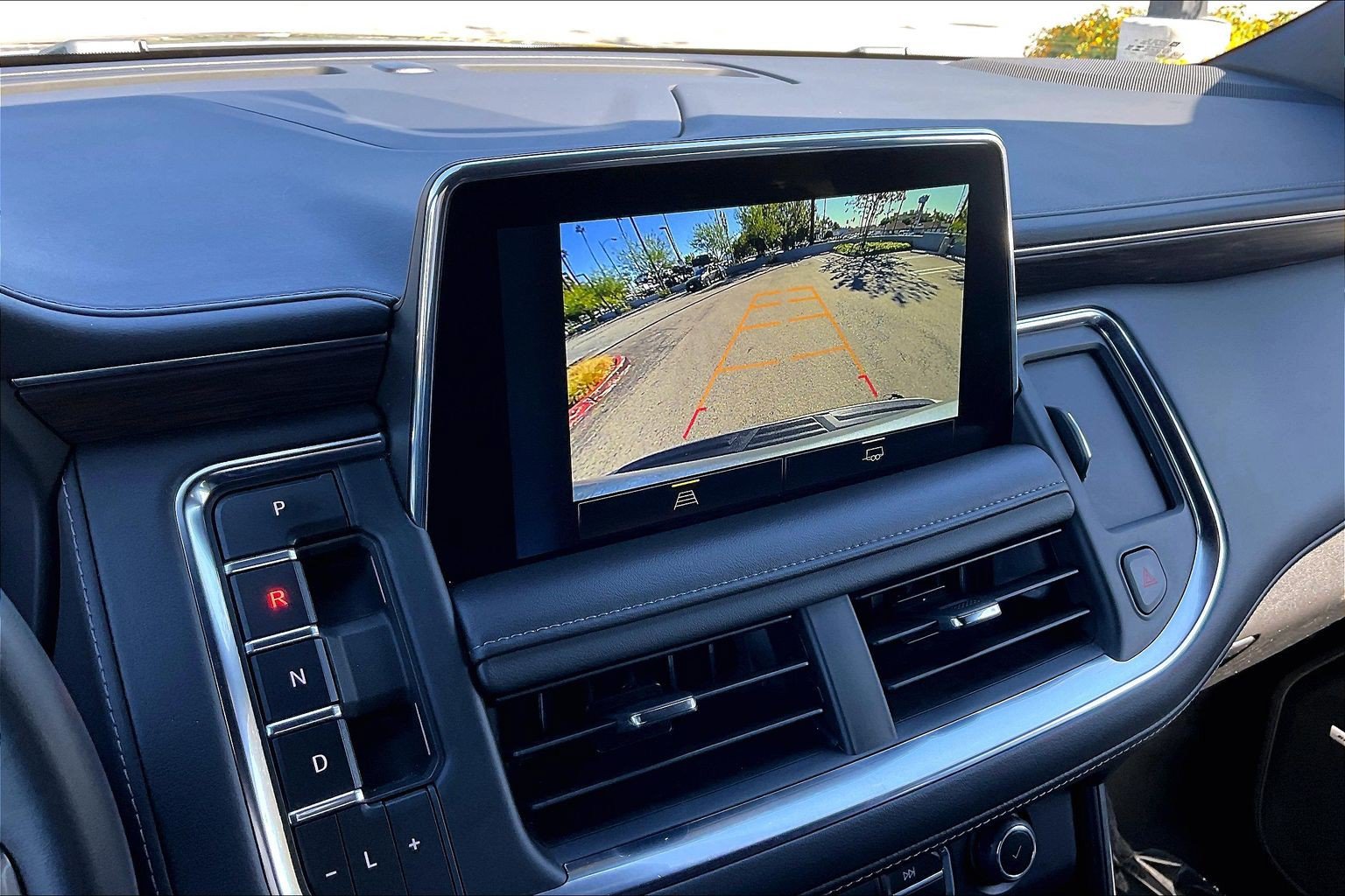 Used 2024 Chevrolet Tahoe LT RWD image 28