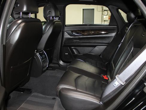 Used 2016 Cadillac CT6 Luxury RWD image 31