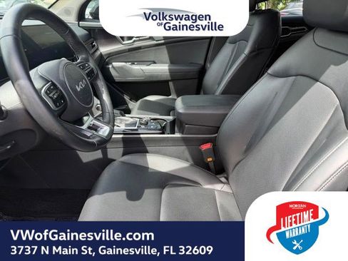 Used 2025 Kia Sportage EX FWD image 19