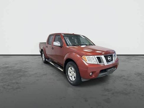 Used 2013 Nissan Frontier SV w/ SV Value Truck Pkg RWD image 6