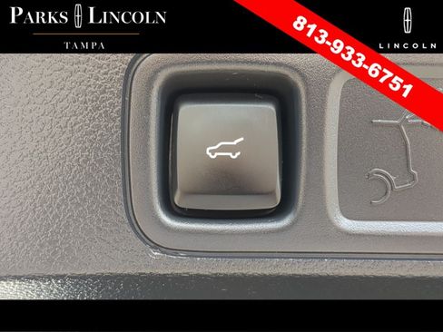 Used 2024 Ford Expedition Max Limited RWD image 9