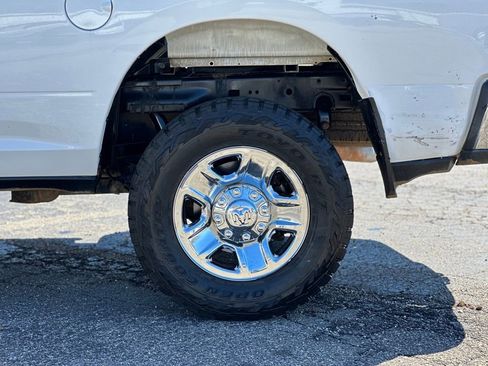 Used 2019 RAM 2500 Big Horn image 30