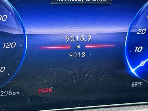 Used 2025 Mercedes-Benz EQB 250+ image 19