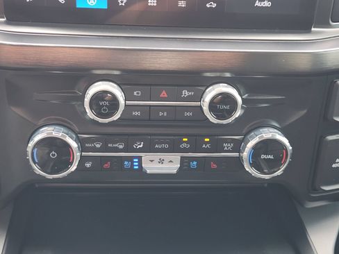 Used 2026 Ford F250 Lariat w/ FX4 Off-Road Package AWD/4WD image 17