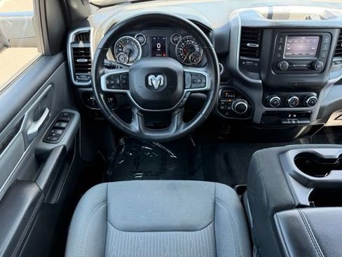 Used 2022 RAM 1500 Big Horn AWD/4WD image 12