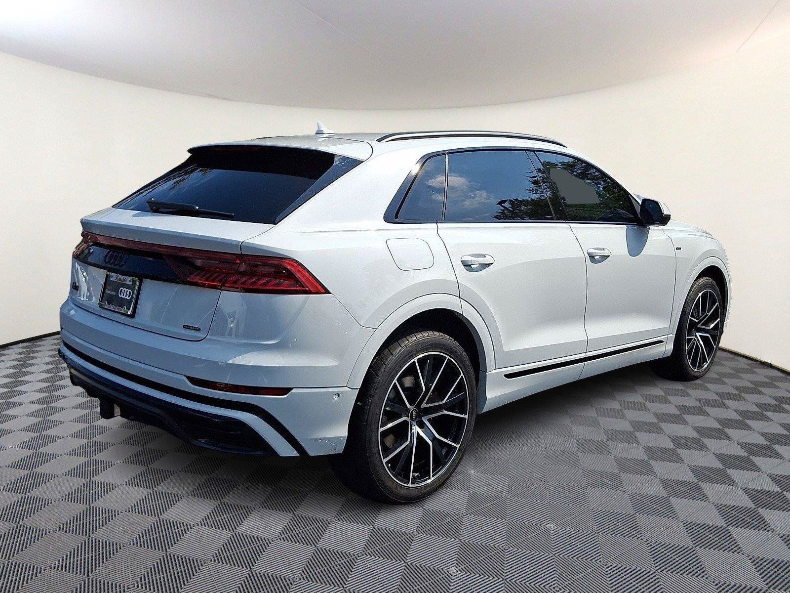 Used 2023 Audi Q8 Premium Plus w/ Premium Plus Package AWD/4WD image 6