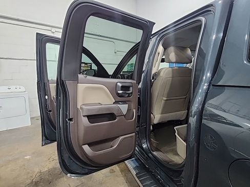Used 2017 Chevrolet Silverado 1500 LTZ Z71 w/ LTZ Plus Package AWD/4WD image 14