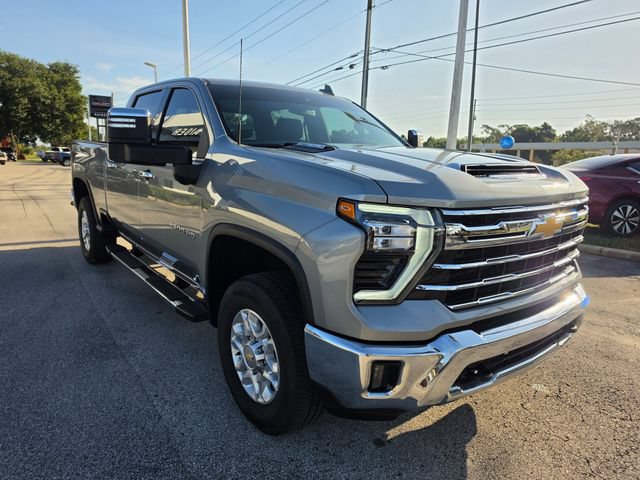 Used 2026 Chevrolet Silverado 2500 LTZ AWD/4WD image 7