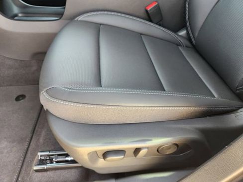 New 2025 Buick Envision Preferred image 17