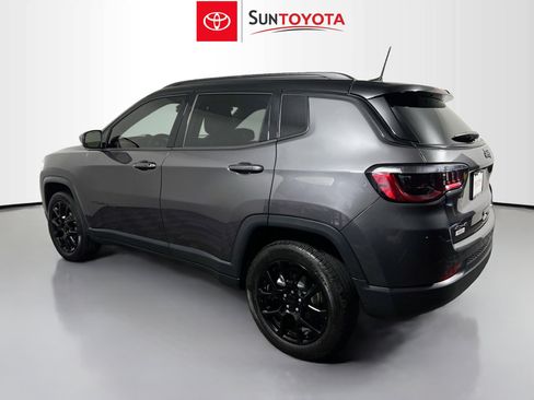 Used 2024 Jeep Compass Latitude w/ Convenience Group image 6