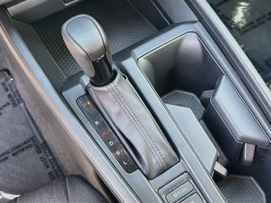 Certified 2025 Honda Accord LX image 15