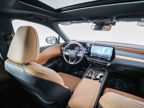 Certified 2025 Lexus RX 350 Premium image 16