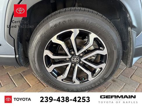 Used 2024 Toyota Corolla Cross AWD Hybrid image 13