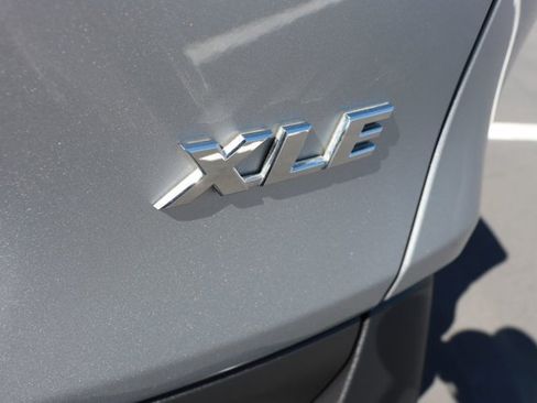 Used 2025 Toyota RAV4 XLE FWD image 8