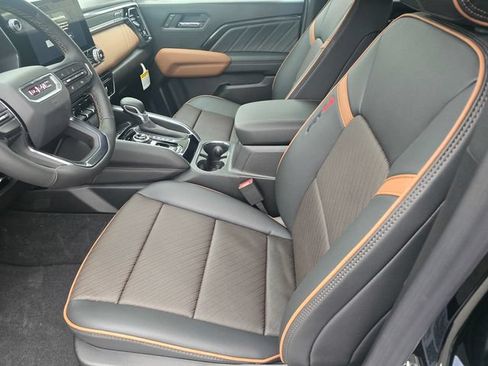 New 2026 GMC Canyon AT4 w/ Technology Plus Package AWD/4WD image 17