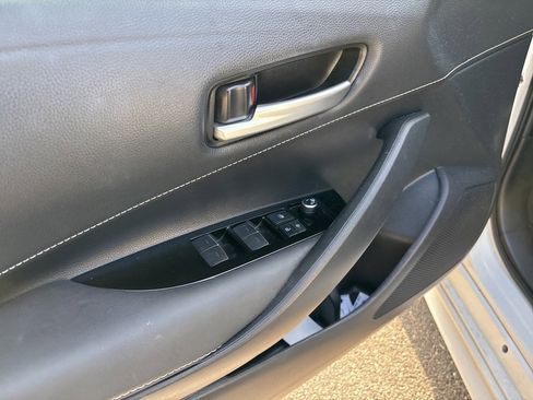 Used 2020 Toyota Corolla SE image 8