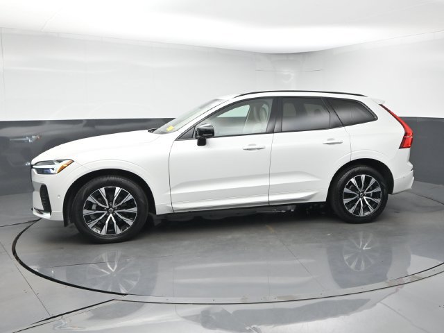 Used 2024 Volvo XC60 B5 Plus w/ Protection Package Premier AWD/4WD image 4