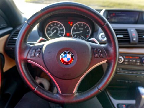 Used 2012 BMW 128i Convertible image 15