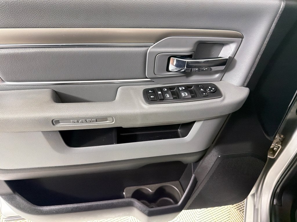 Used 2018 RAM 1500 Big Horn AWD/4WD image 9