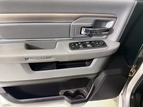 Used 2018 RAM 1500 Big Horn AWD/4WD image 9