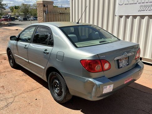 Used 2006 Toyota Corolla LE FWD image 2